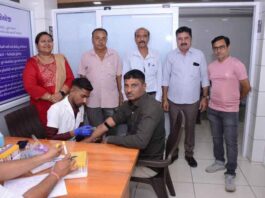 મોરબીમાં જિલ્લા માહિતી કચેરી અને ઇન્ડિયન રેડ ક્રોસ સોસાયટીના સંયુક્ત ઉપક્રમે મીડિયાકર્મીઓ માટે મેડિકલ ચેકઅપ કેમ્પ યોજાયો