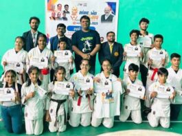 મોરબી: સાંસદ ખેલ મહોત્સવ અંતર્ગત ગાંધીધામમાં સ્પોર્ટસ સંકુલ ખાતે કરાટે સ્પર્ધા યોજાઇ